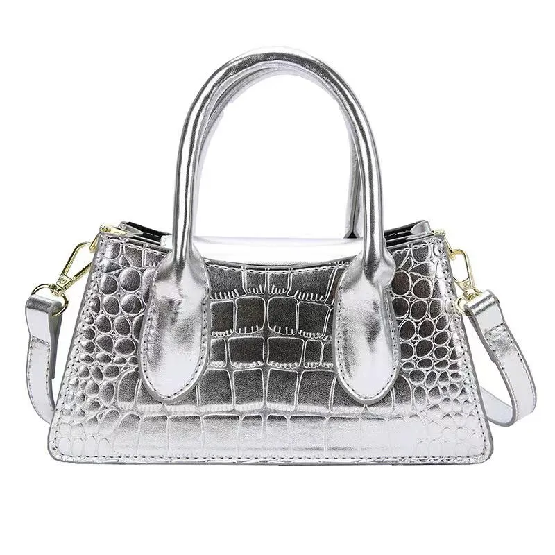 7710 METALLIC PURSE