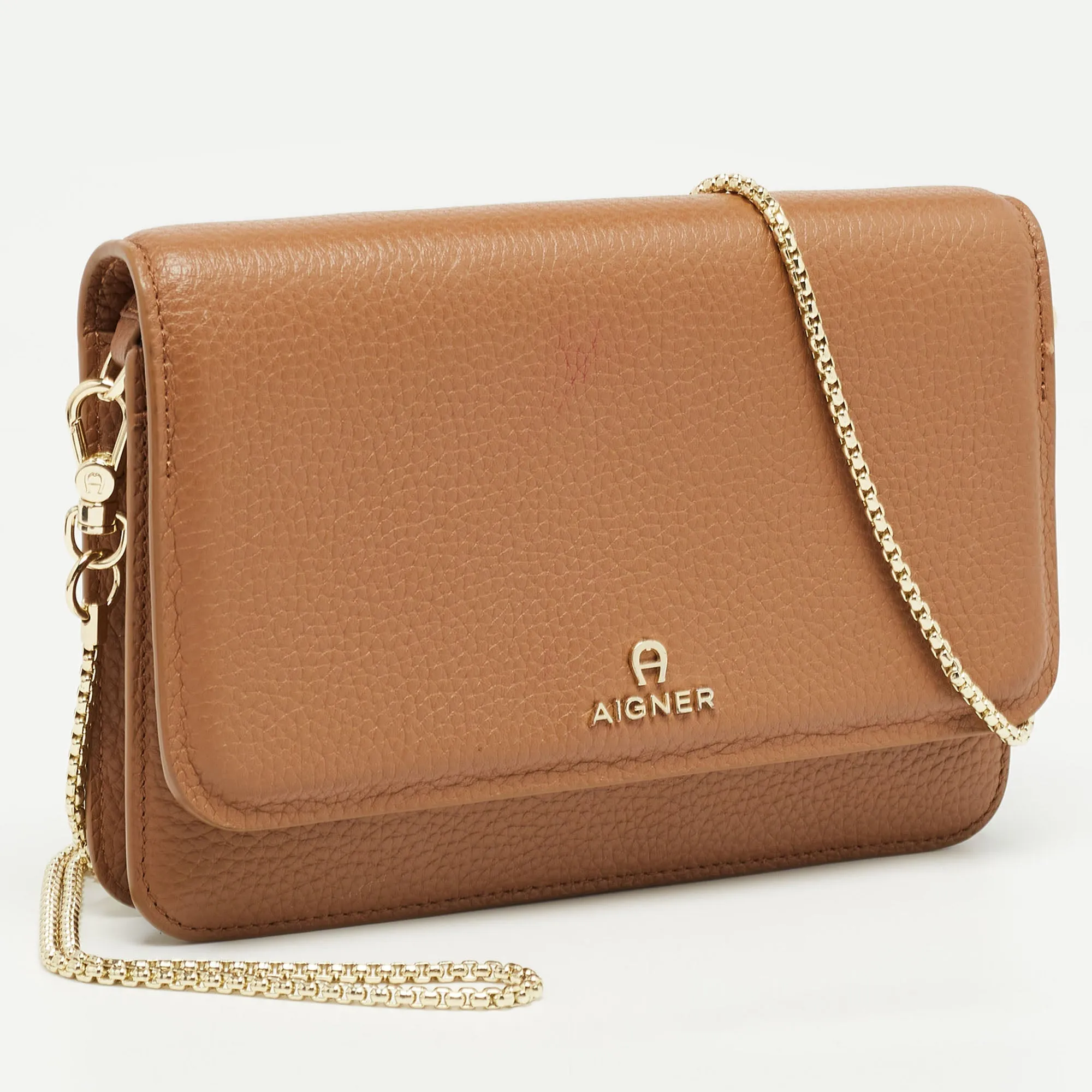 AIGNER Brown Leather Chain Flap Bag