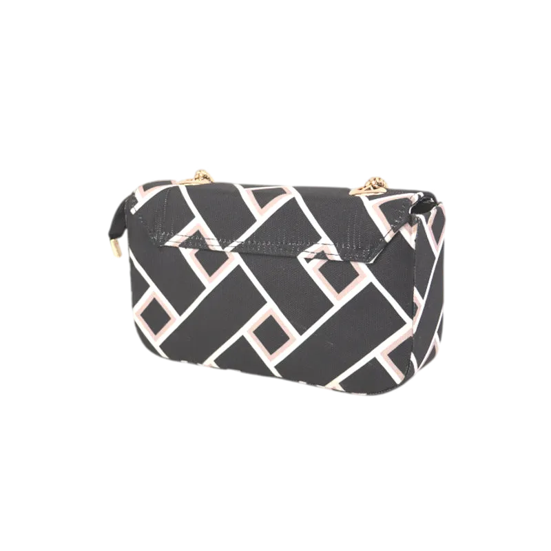 Geometric Crossbody Bag with Gold Chain and Black Square Buckle