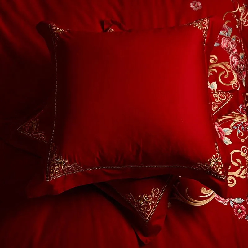 Luxury Red 100% Cotton Oriental Style Embroidery Wedding Bedding Sets