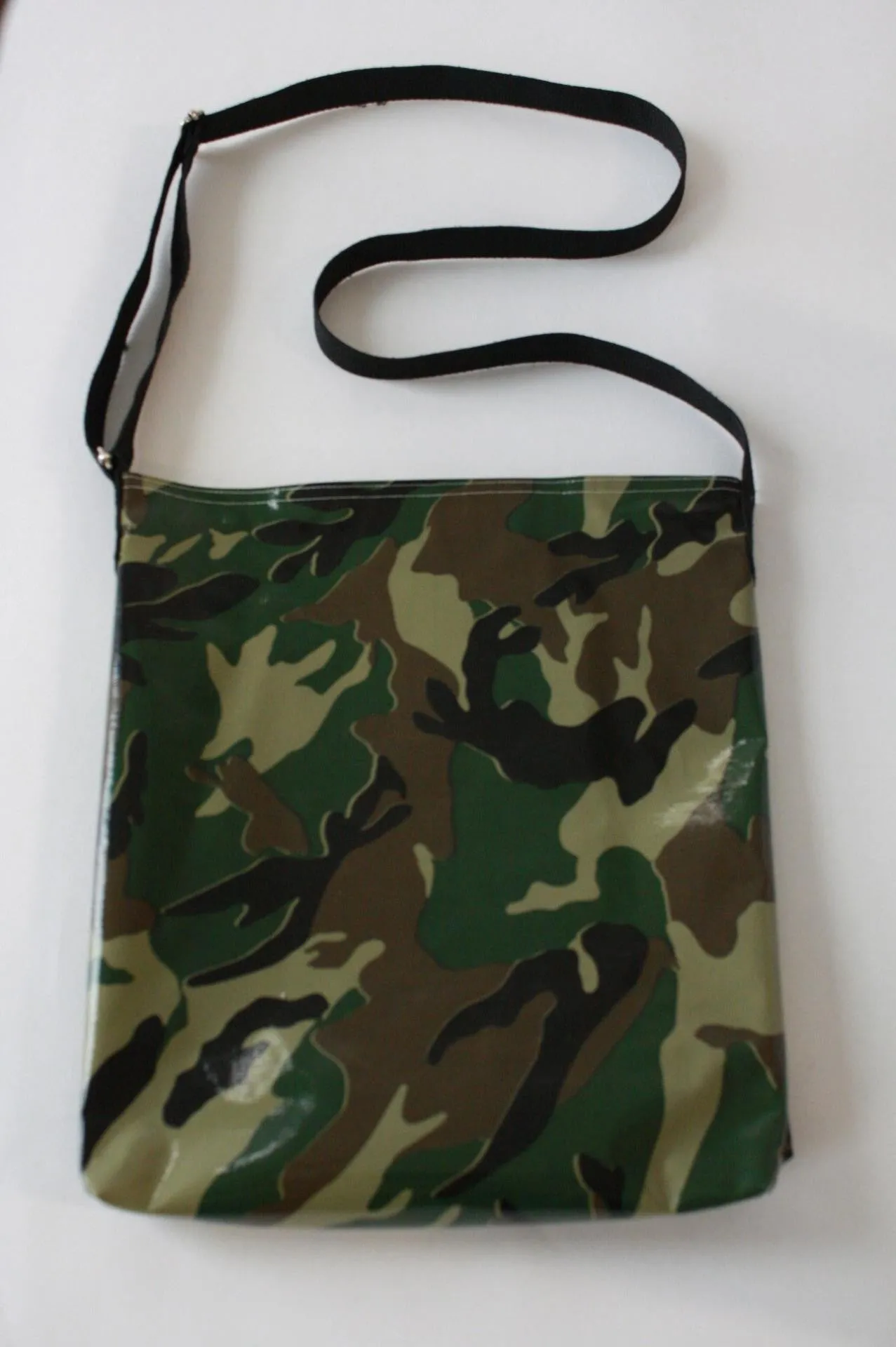 Oilcloth Crossover Bags